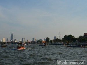 Bangkok desde el río Chao Phraya.