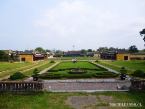Vista del complejo desde las ruinas del palacio imperial.