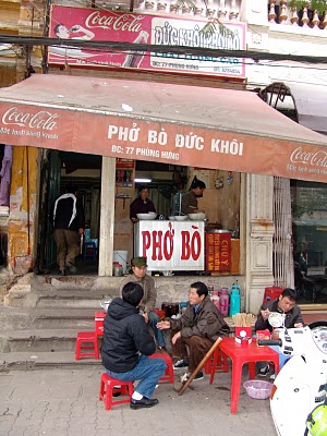 Pequeño puesto de Pho, Hanoi.